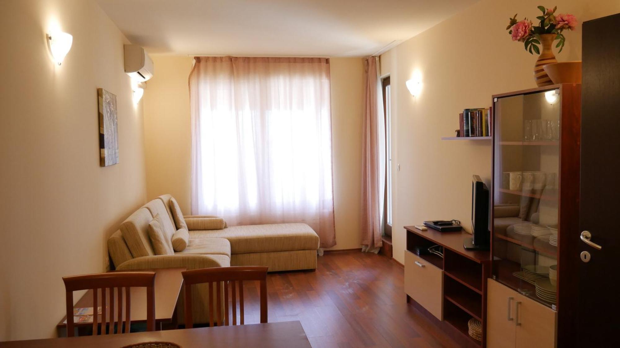 Sea View Rental Front Beach Золотые Пески Номер фото